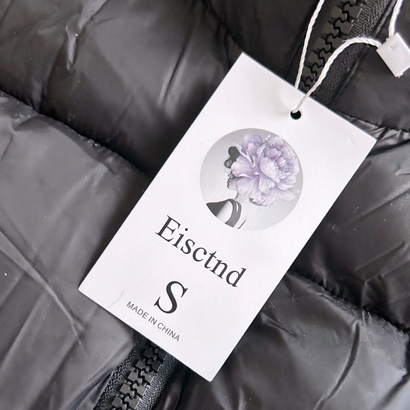 NWT Eisctnd | Black Cropped Puffer Vest | S - Picture 6 of 11